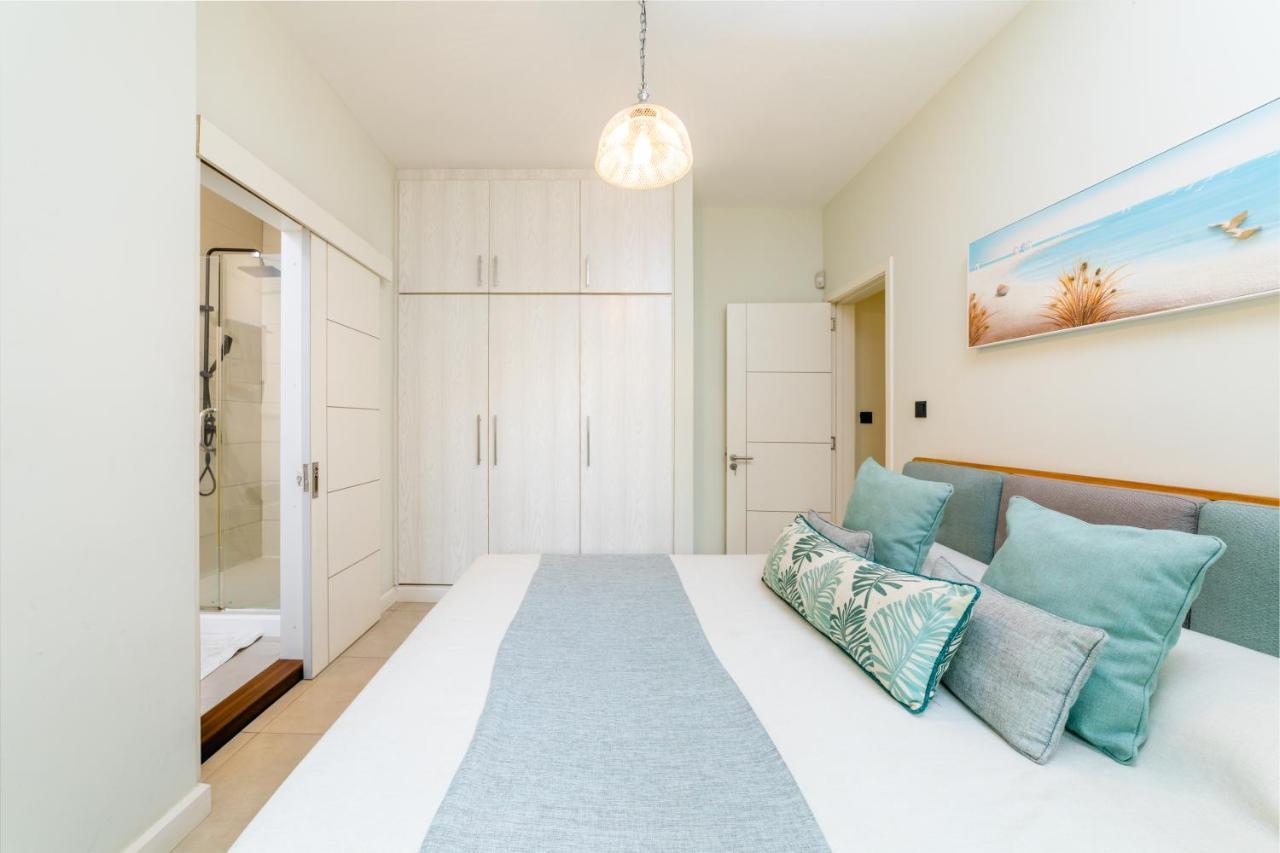 Beachcove Apt No 1 Pereybere Beach Eksteriør bilde