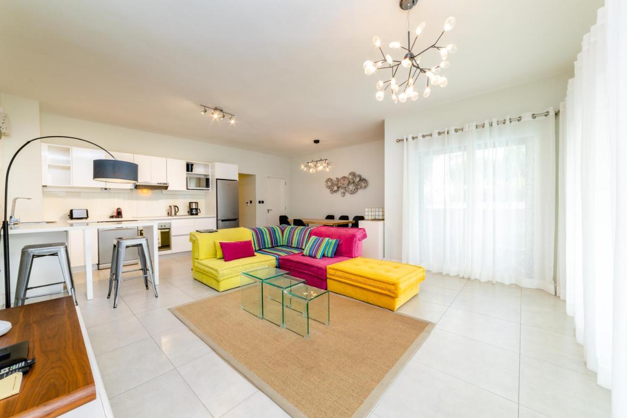 Beachcove Apt No 1 Pereybere Beach Eksteriør bilde
