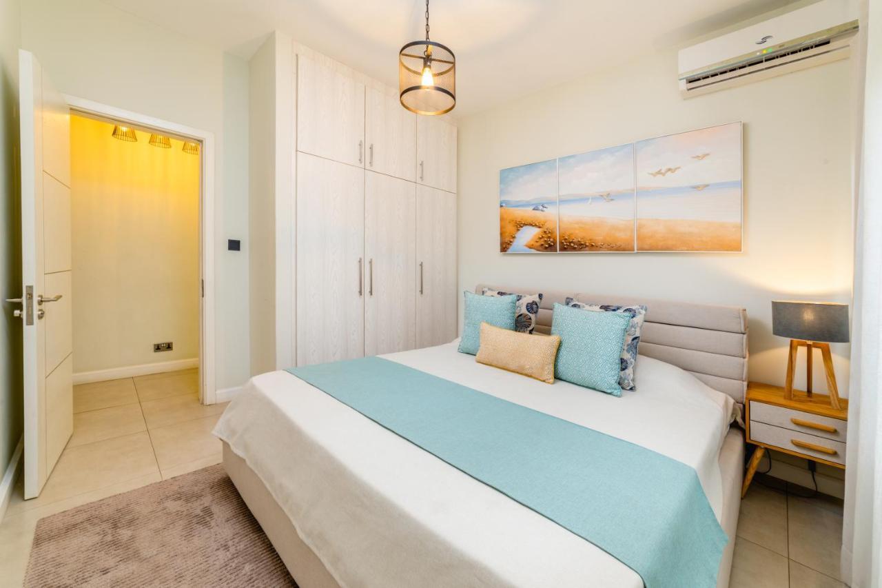 Beachcove Apt No 1 Pereybere Beach Eksteriør bilde